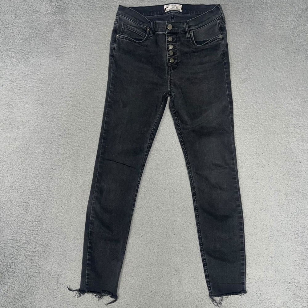 Free People FP Jeans Women Sz 28 (25x25.5) Black Denim Button Fly Frayed Raw Hem